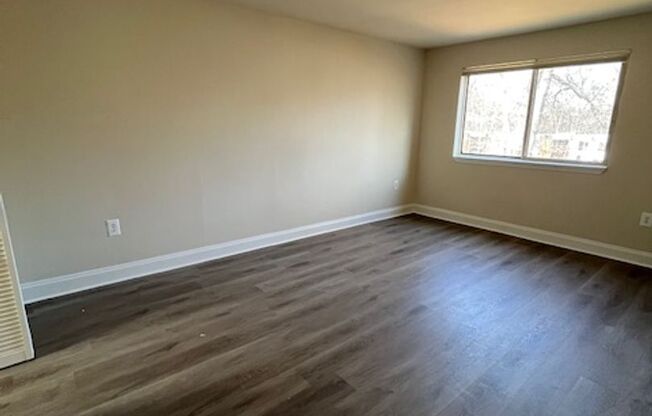 1 bed, 1 bath, 675 sqft, $1,645, Unit 00-00-304
