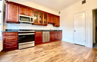 2 beds, 2.5 baths, 1,600 sqft, $5,995, Unit 2