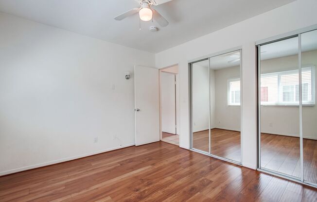2 beds, 1 bath, 850 sqft, $2,450, Unit 10