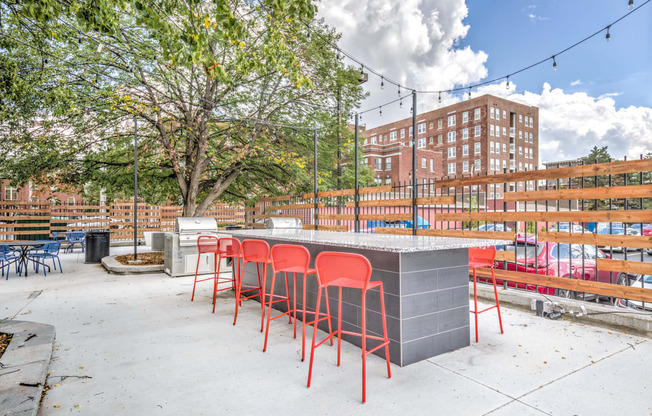 Patio Courtyard & Sundeck
