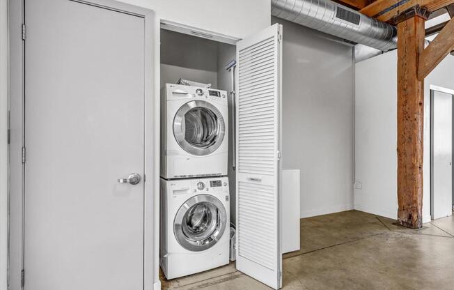 2 beds, 1.5 baths, 1,340 sqft, $4,700, Unit 110