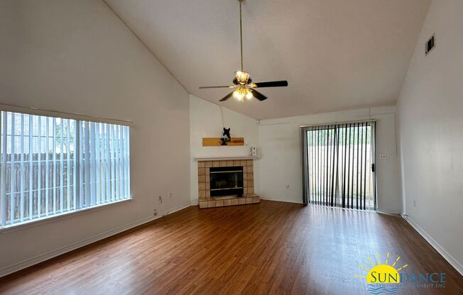 Charming 3-Bedroom Home in Forest Oaks!
