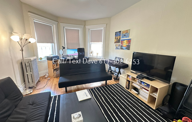 5 Walbridge St, Allston MA 015