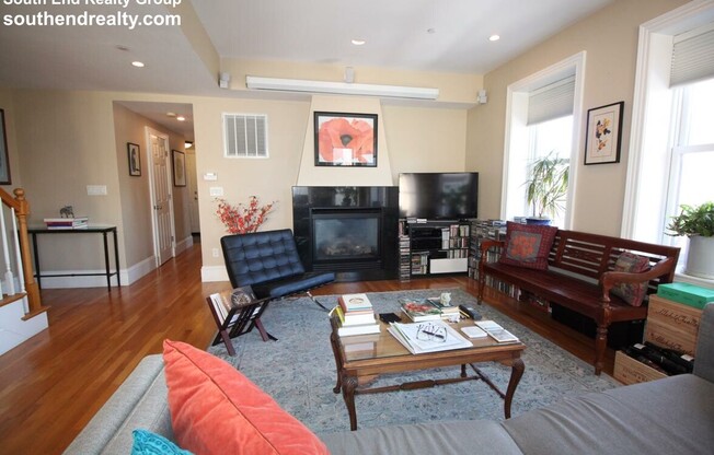 486 SHAWMUT AVE