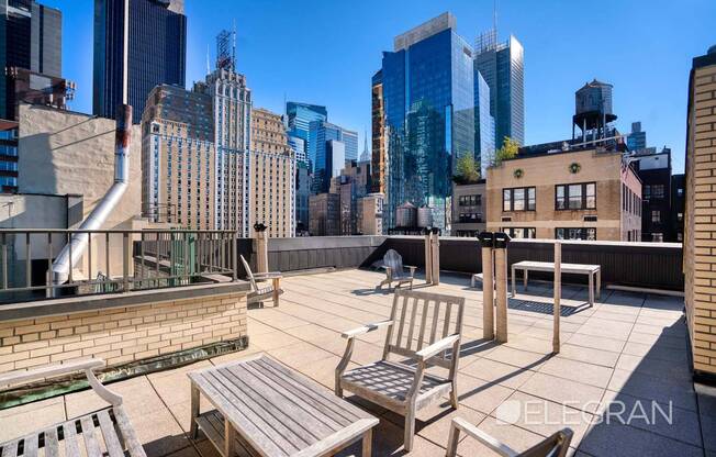 1 bed, 1 bath, $4,000, Unit 701