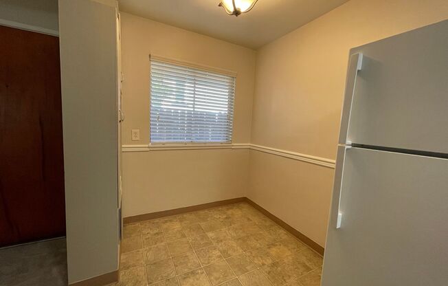 Live Where Midtown Happens – Fort Sutter Manor @ 2508 L Street!