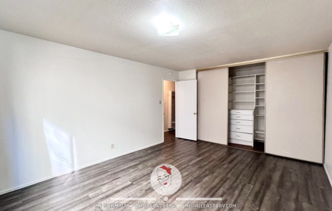 2 beds, 1 bath, $2,300, Unit Unit 1