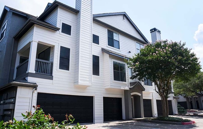 NoA on McNeil Townhomes + Flats - Austin, TX