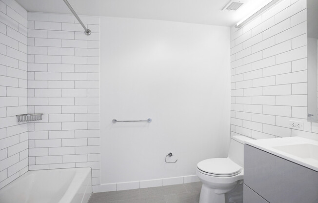 1 bed, 1 bath, $5,348, Unit 1204