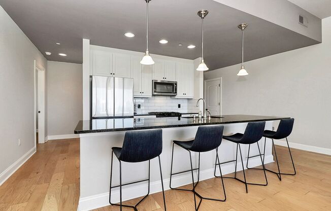 Spectacular 7th floor corner unit condo in Royal Court!