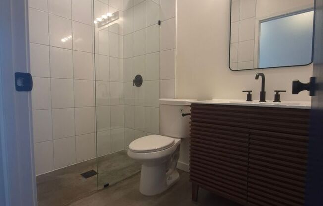2 beds, 2 baths, 850 sqft, $1,695, Unit Apt. 104