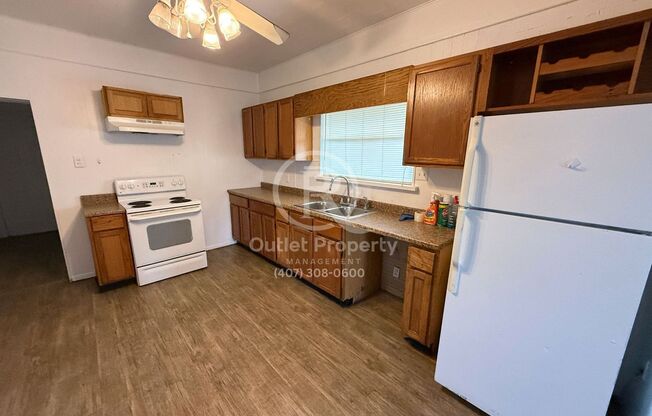 3 beds, 1 bath, $1,695