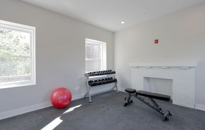 1 bed, 1 bath, 551 sqft, $1,385, Unit 102