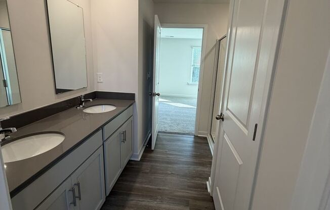 Brand New Home in Hickory