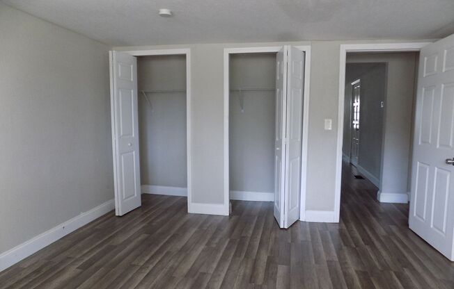 2 beds, 1 bath, $1,575