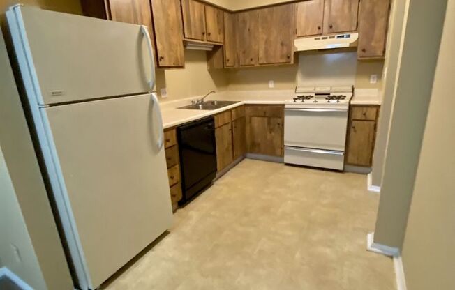 1 bed, 1 bath, 650 sqft, $829, Unit 3131H