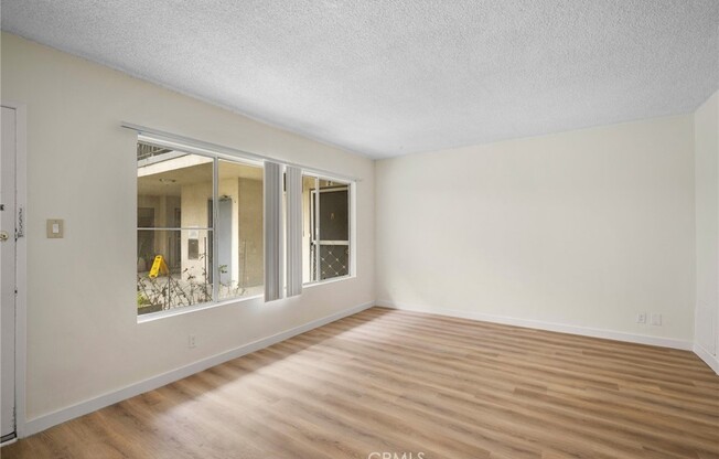 1422 N CURSON AVE