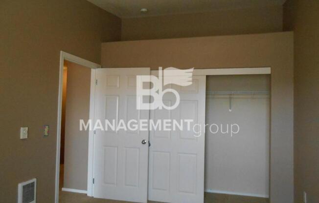 3 beds, 2.5 baths, $2,250