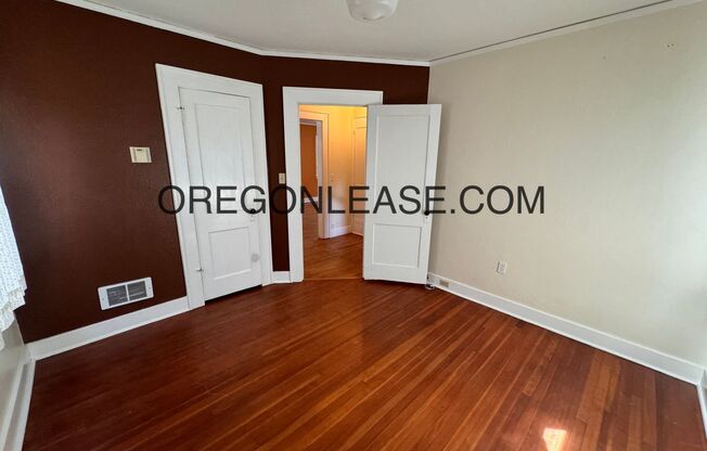 3 beds, 2 baths, $2,295