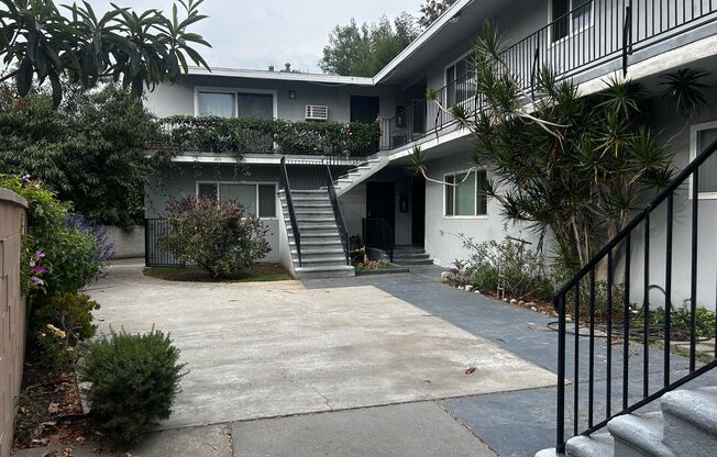 2250-2260 Kenrich Ct.