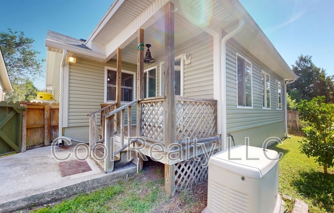 2063 WAX MYRTLE CT