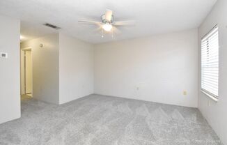 2 beds, 1 bath, $1,200, Unit Apt 6