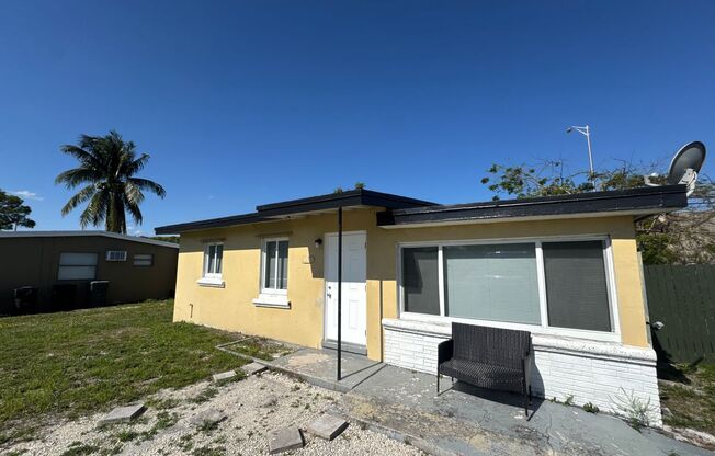 Large 4-1 House with central air and hookups for washer and dryer