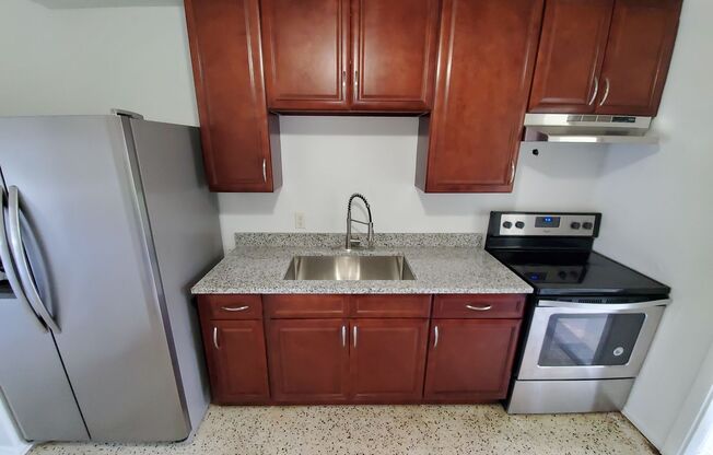 2 beds, 1 bath, $1,550