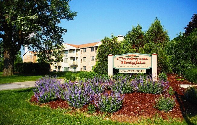 1 bed, 1 bath, 800 sqft, $1,245, Unit 744-13