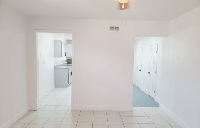 1 bed, 1 bath, 595 sqft, $775