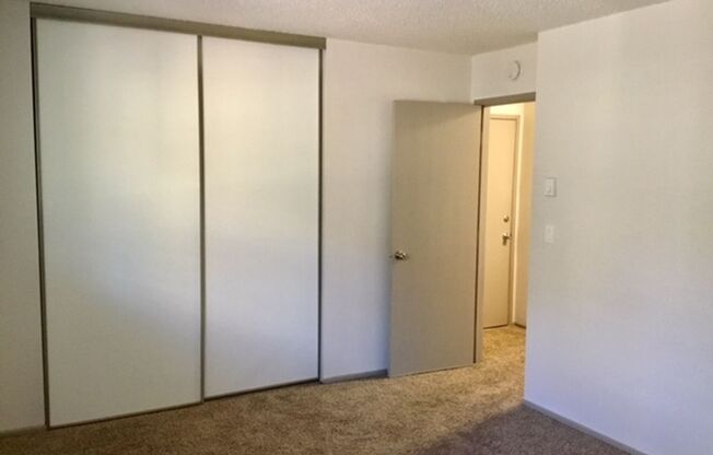 1 bed, 1 bath, 788 sqft, $1,400, Unit 404