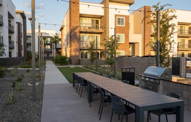 Outdoor Dining Area at The Aster at Mountain Vista in Mesa Arizona