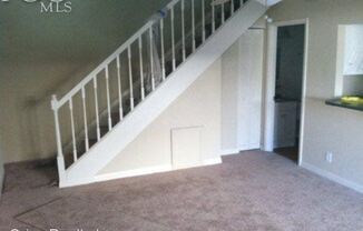 3257 Maple Leaf Cir #3