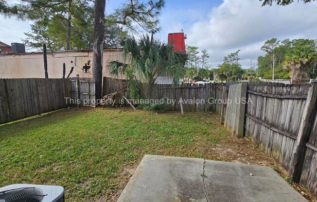 3 beds, 2 baths, $1,650