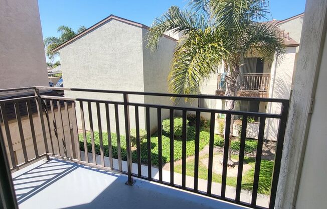 2 beds, 1.5 baths, 840 sqft, $2,295, Unit 650 - 79