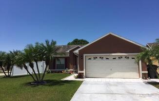 3 beds, 2 baths, 1,003 sqft, $1,895