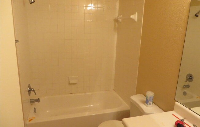 Recently updated 4/2/2 one story in Post Oak!