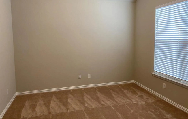 4109 SMOKEY HL CT