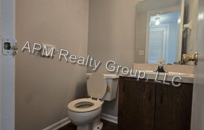 2 beds, 1.5 baths, $1,095