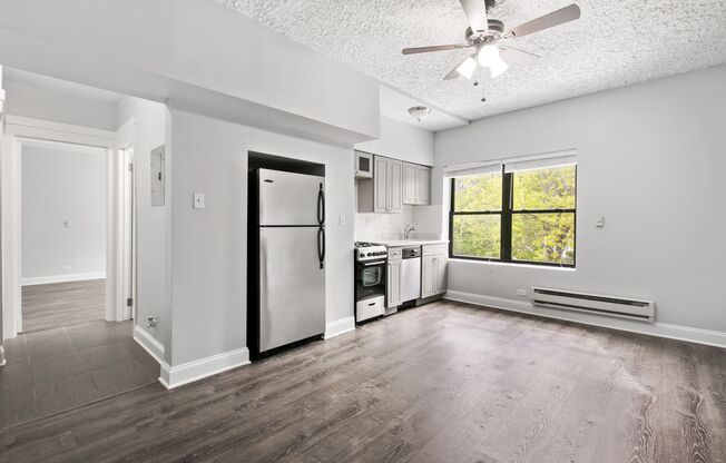 1 bed, 1 bath, 575 sqft, $1,800, Unit 204