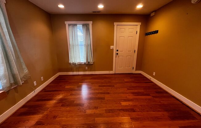 Downtown Bremerton Charmer