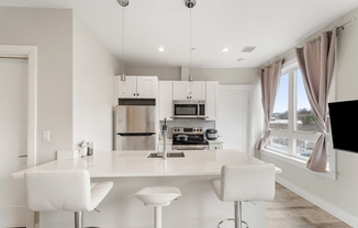 1 bed, 1 bath, 578 sqft, $3,195, Unit 502
