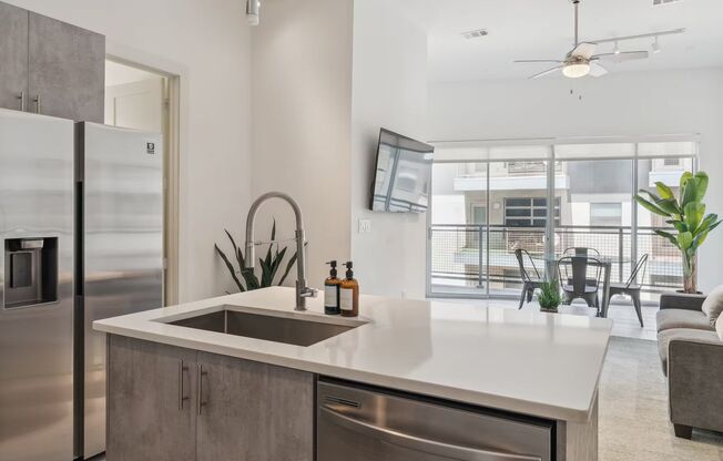 1 bed, 2 baths, $1,799, Unit 314