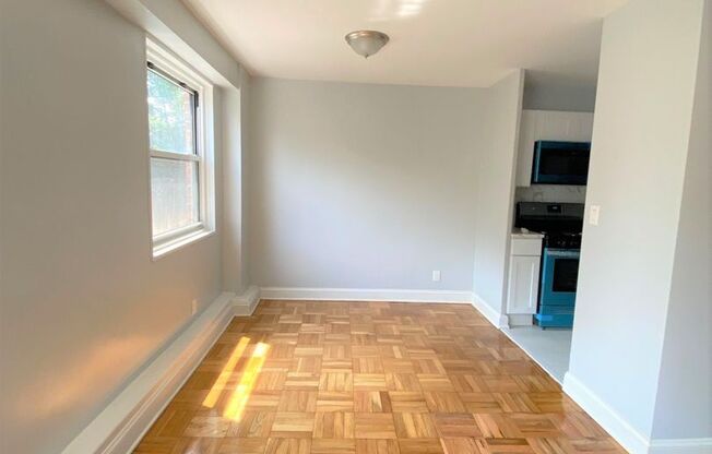 1 bed, 1 bath, $2,700, Unit 4G