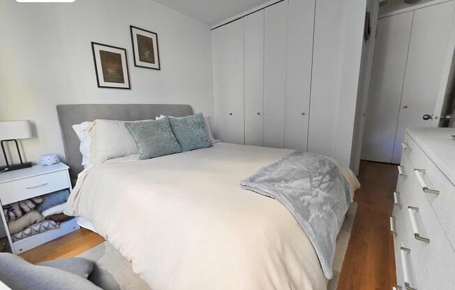 1 bed, 1 bath, 550 sqft, $5,795, Unit 3E