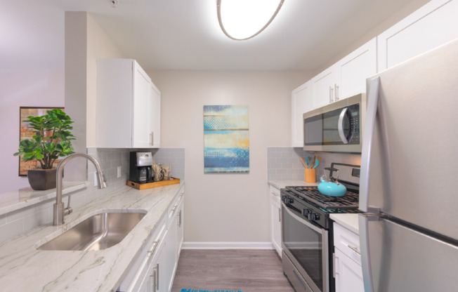 2 beds, 2 baths, 1,093 sqft, $2,450, Unit 141RT-402