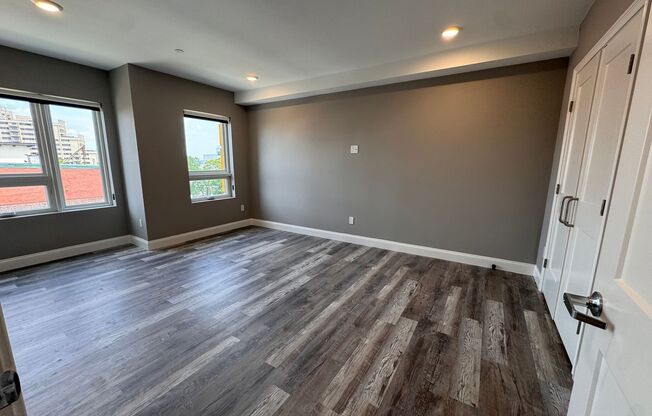 2 beds, 1 bath, 771 sqft, $2,750, Unit 204