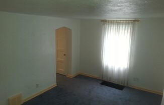 3 beds, 1 bath, $1,395