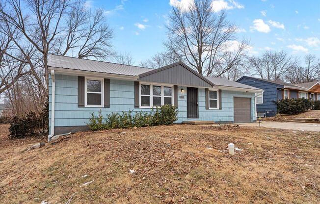 Beautiful 3-Bedroom Home with Large Detached Workshop!