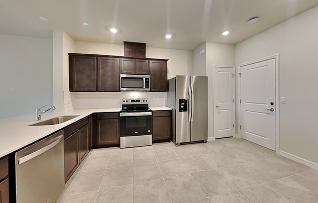 3117 EMERALD ACRES LN